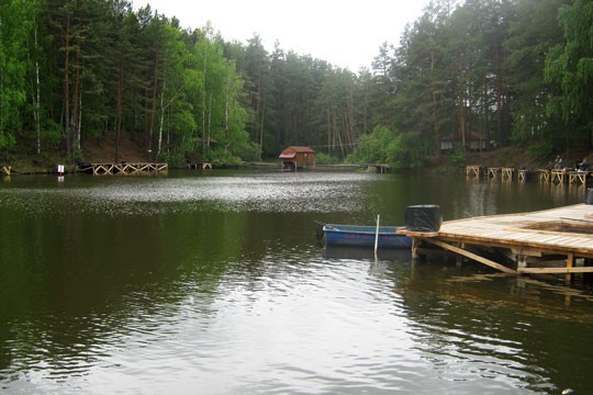 Платная рыбалка в Екатеринбурге на Калиновке, на Широкой речке