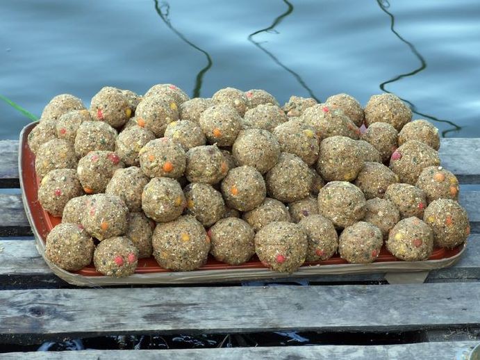 Прикормка для карася весной своими руками - рецепт прикормки в домашних условиях Прикормка для карася весной своими руками - рецепт прикормки в домашних условиях