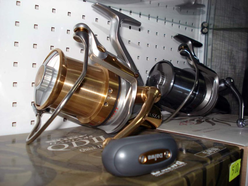 Купить карповые катушки с байтранером с большой шпулей Шимано